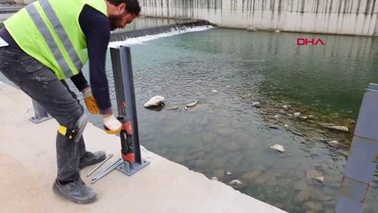 RİZE DOĞU KARADENİZ'DE DERE TAŞKINLARINA KARŞI 'CAM KORKULUK'