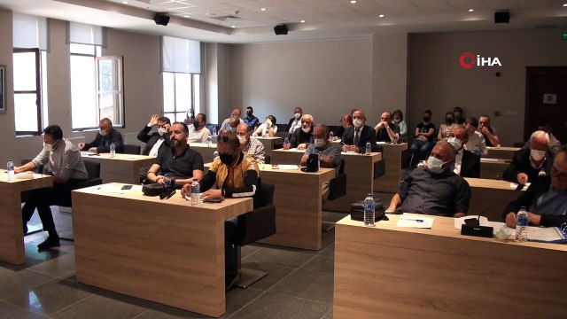 Safranbolu Belediyesi, zor günler geçiren esnafa nakdi ücret yardımı yapma kararı aldı