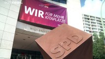 El ministro de Sanidad alemán pretendía distribuir mascarillas de poca calidad entre los 'sin techo'