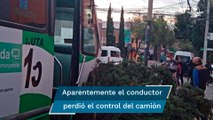 Camión de pasajeros genera choque múltiple en Alta Tensión; reportan 15 lesionados