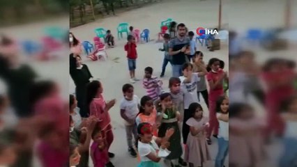 Gönüllü öğretmenler çocukları müzikle buluşturuyor