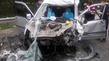 ESKİŞEHİR - Tırla çarpışan araçtaki anne ve kızı öldü, baba ve iki çocuğu yaralandı