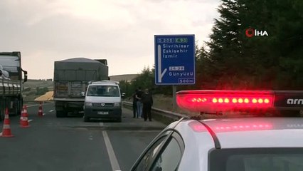 Trafik kazasında 5 kişilik aileden 2 kişi hayatını kaybetti