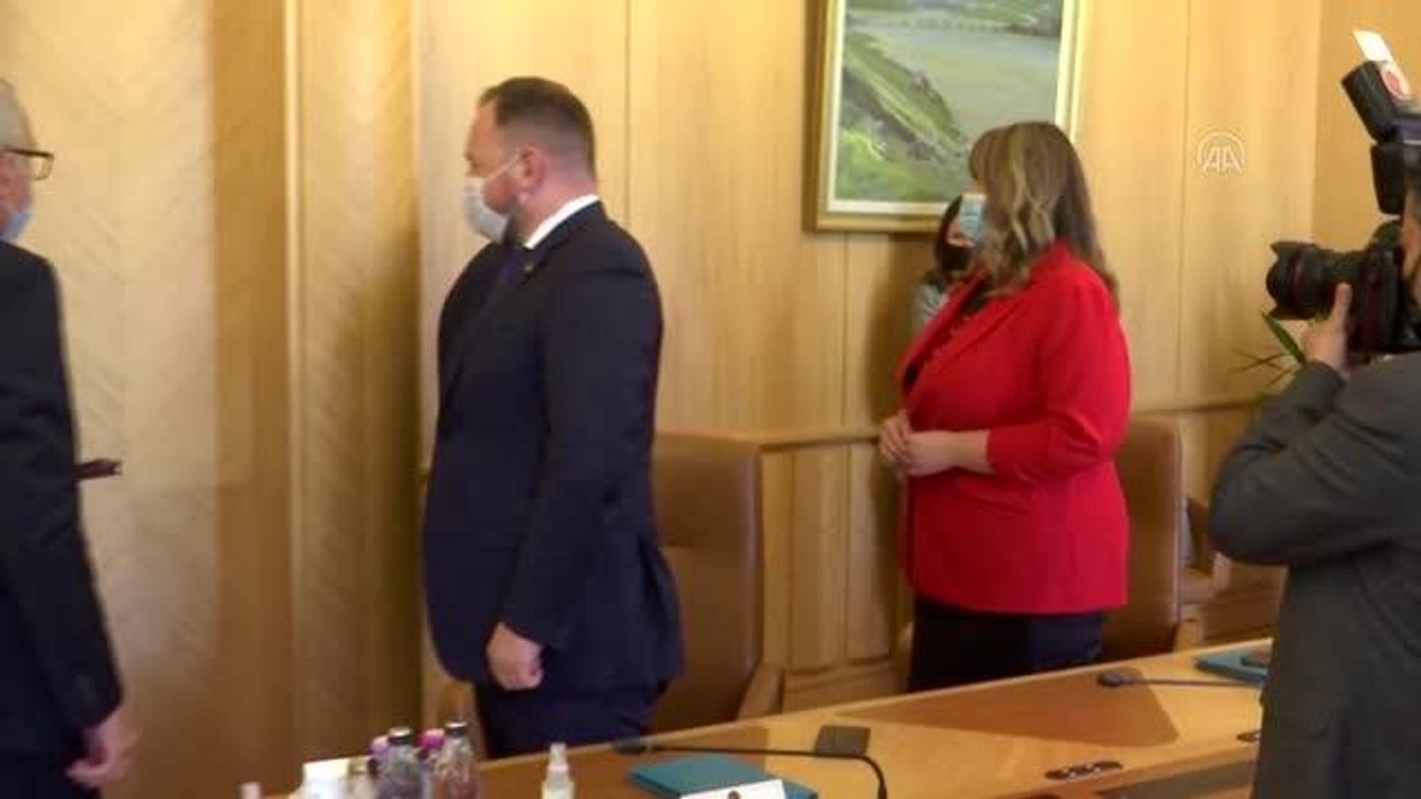 TBMM Başkanı Şentop, AKPM Ukrayna Delegasyonu Başkanı Mezentseva'yı kabul etti (2)