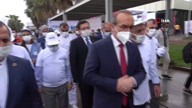 İzmit Körfezi’nde deniz salyası seferberliği başladı