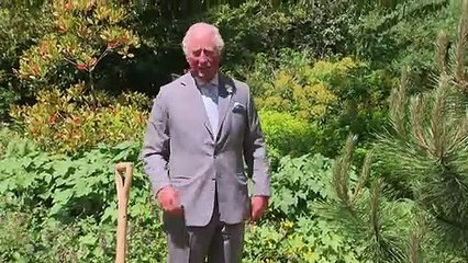 Prince Charles visits Oxford Botanic Garden on anniversary