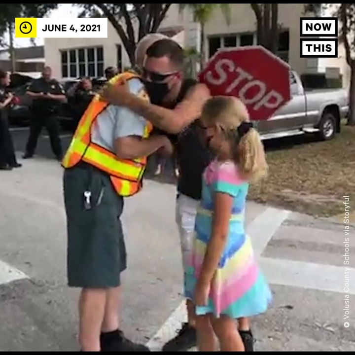 Elementary School Community Honors 92-Year-Old Crossing Guard