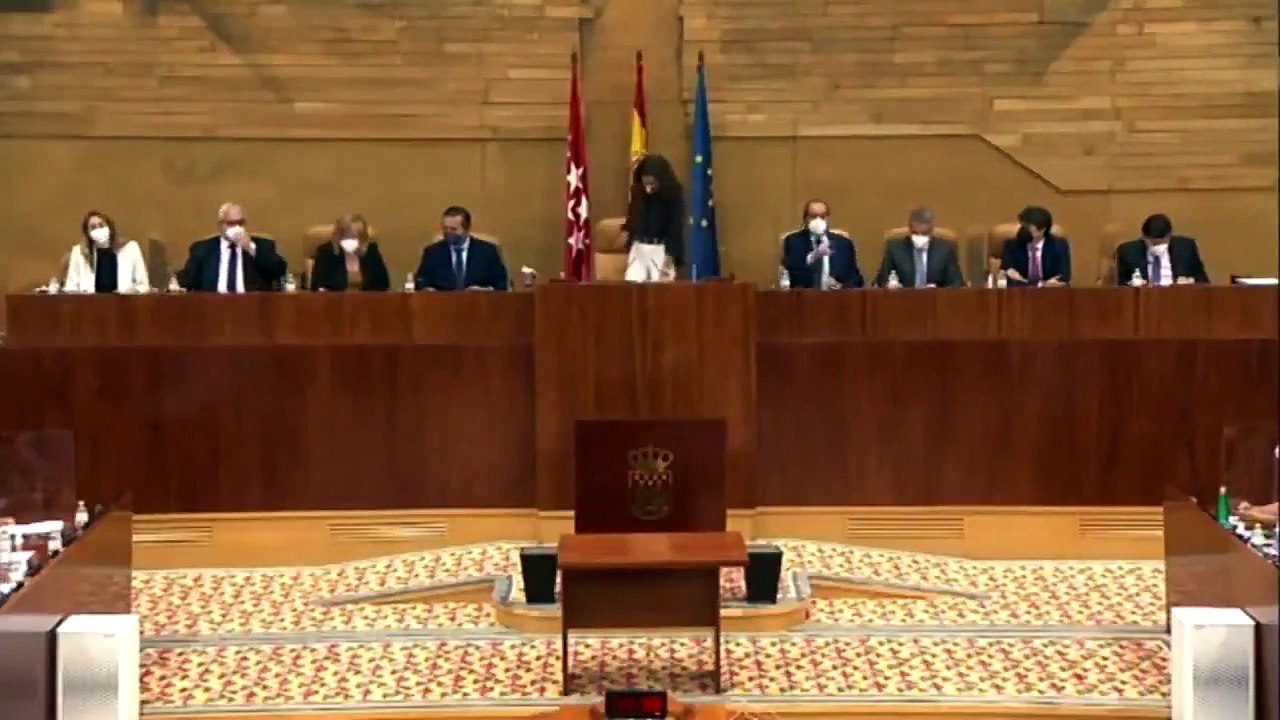 El corte de la Presidenta de la Asamblea de Madrid a diputada de 'Más Madrid' en su juramento por «un Madrid verde y feminista»