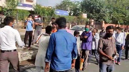 छात्र रसोई से जरूरतमंदों की मदद