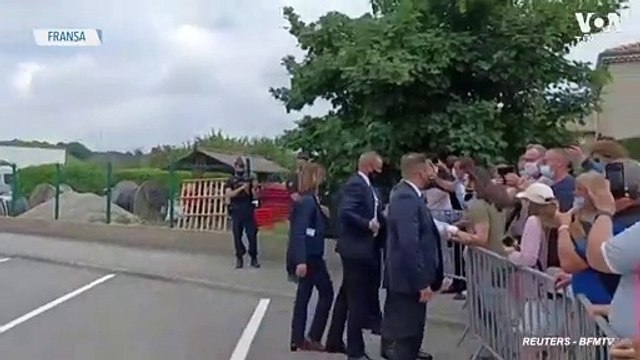 Fransa Cumhurbaşkanı Macron’a Tokatlı Saldırı