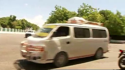 Delegasyon OEA kite palè nasyonal yo pran direksyon Petyonvil nan biwo òganizasyon an.