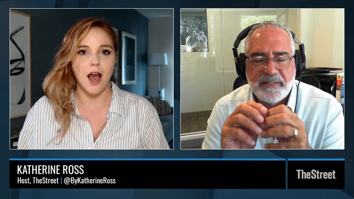 Wendy’s, the Next Meme Stock? Watch Former NYSE Trader React to Reddit