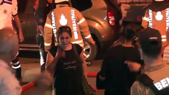 Şişli’de yangın paniği...Mahsur kalan vatandaşları itfaiye ekipleri kurtardı