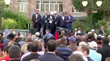 Ermenistan Başbakanı Paşinyan, Azerbaycan'dan oğluna karşı tüm Ermeni esirleri geri istedi