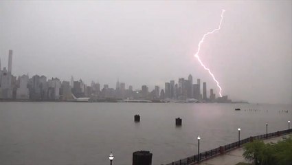 Thunderstorms rumble across the Northeast