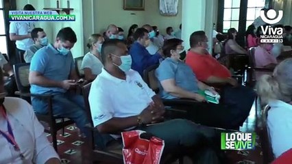 Ben Norton realiza conversatorio en la UNAN-León