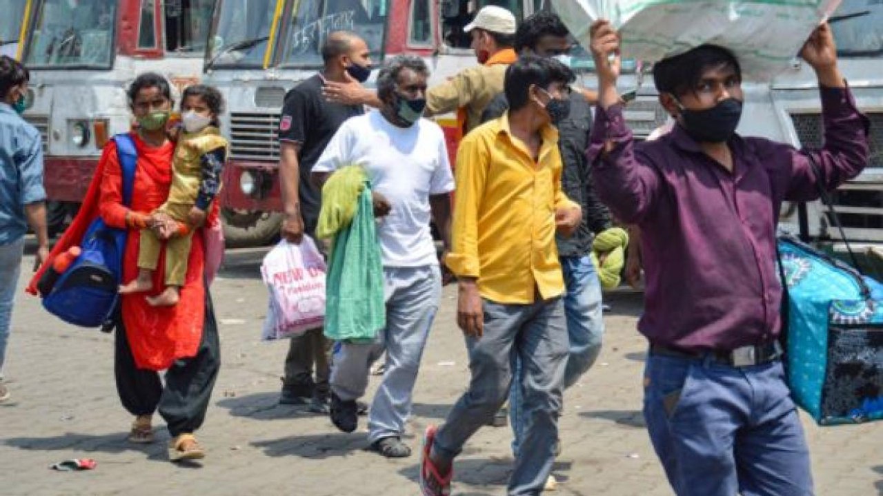 India records 92,596 fresh Covid cases, over 2,200 deaths