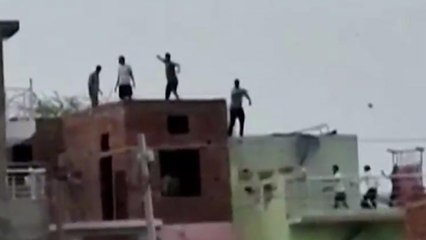 Clash broke out between two groups over cricket