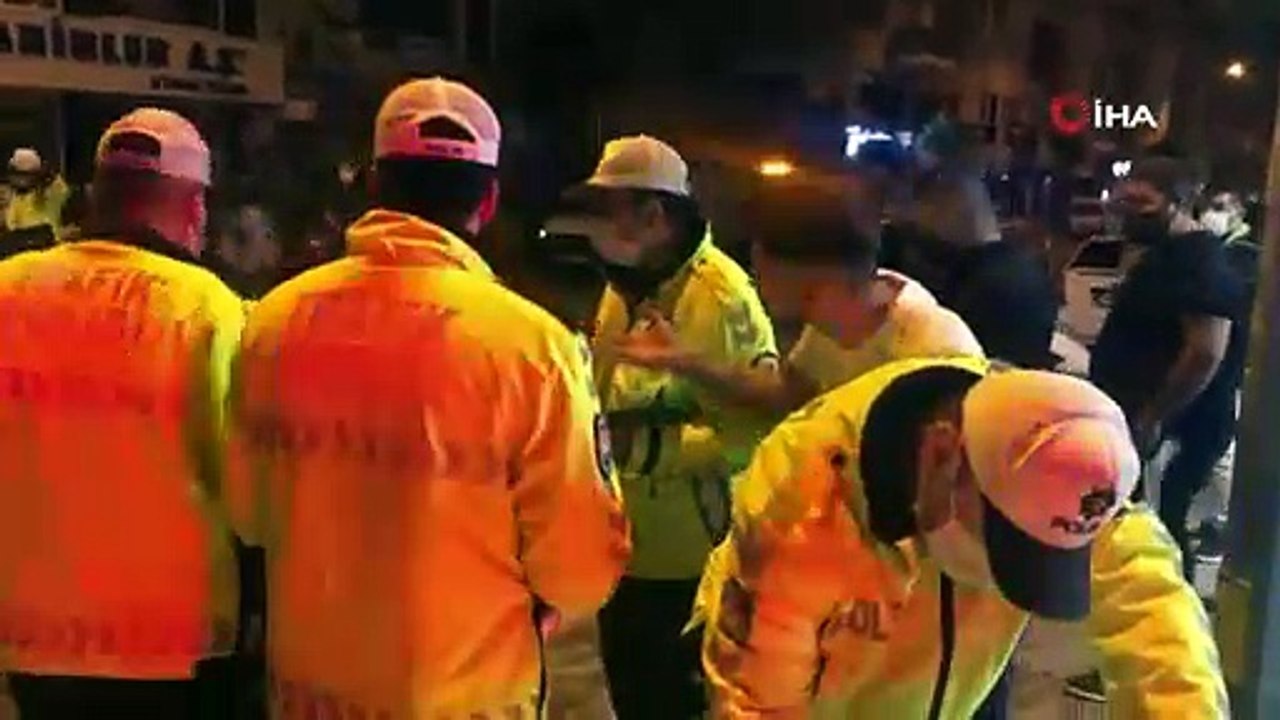 Trafik kazası sonrası 'FETÖ'cüsünüz' sözü ve küfürler ortalığı karıştırdı