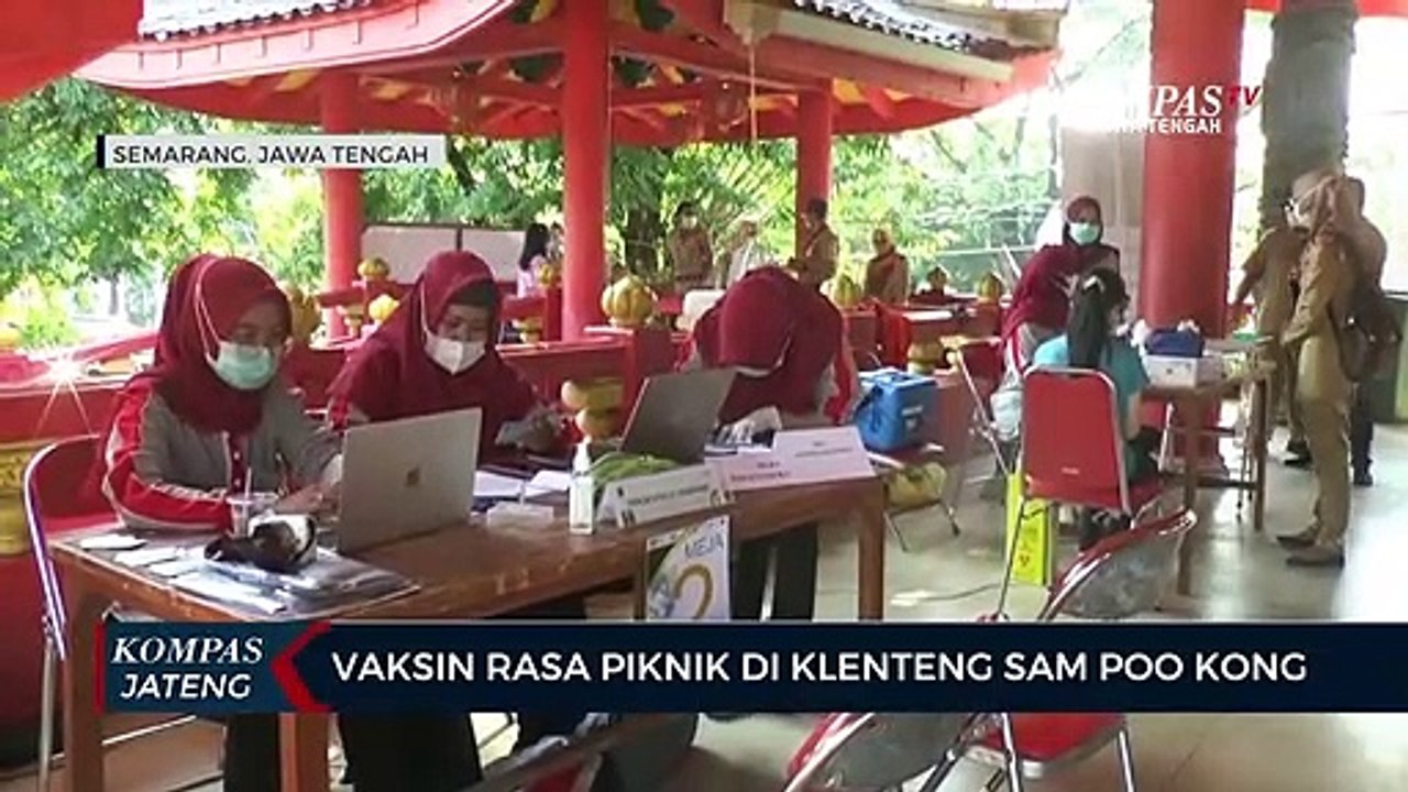 Vaksin Rasa Piknik di Klenteng Sam Poo Kong Semarang
