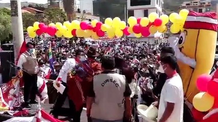 Castillo se declara vencedor de las presidenciales de Perú