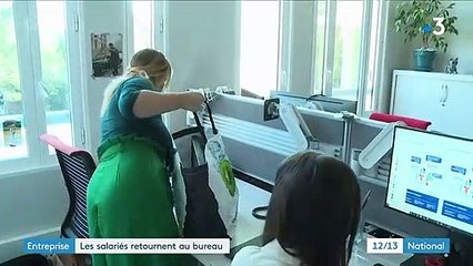 Entreprises : les salariés retournent au bureau en présentiel
