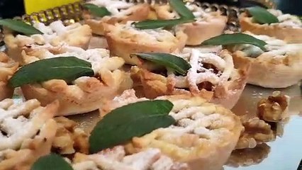 Elmalı Minik Turtalar Tarifi , Tart Tarifi , Elmalı Tatlılar