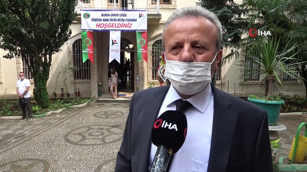 Bursa Erkek Lisesi 25 projeyle TÜBİTAK 4006 Bilim Fuarını açtı