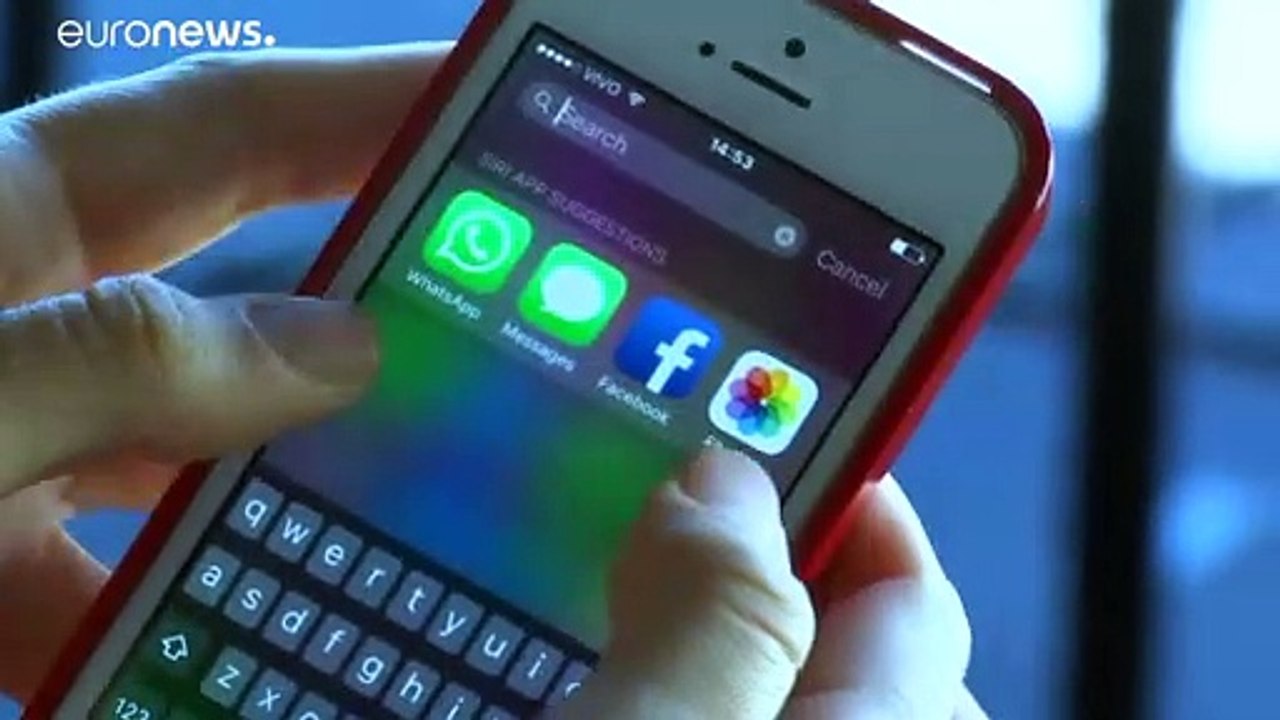 Polizei in Hessen: 20 Beamte wegen rechtsextremer Chats im Visier