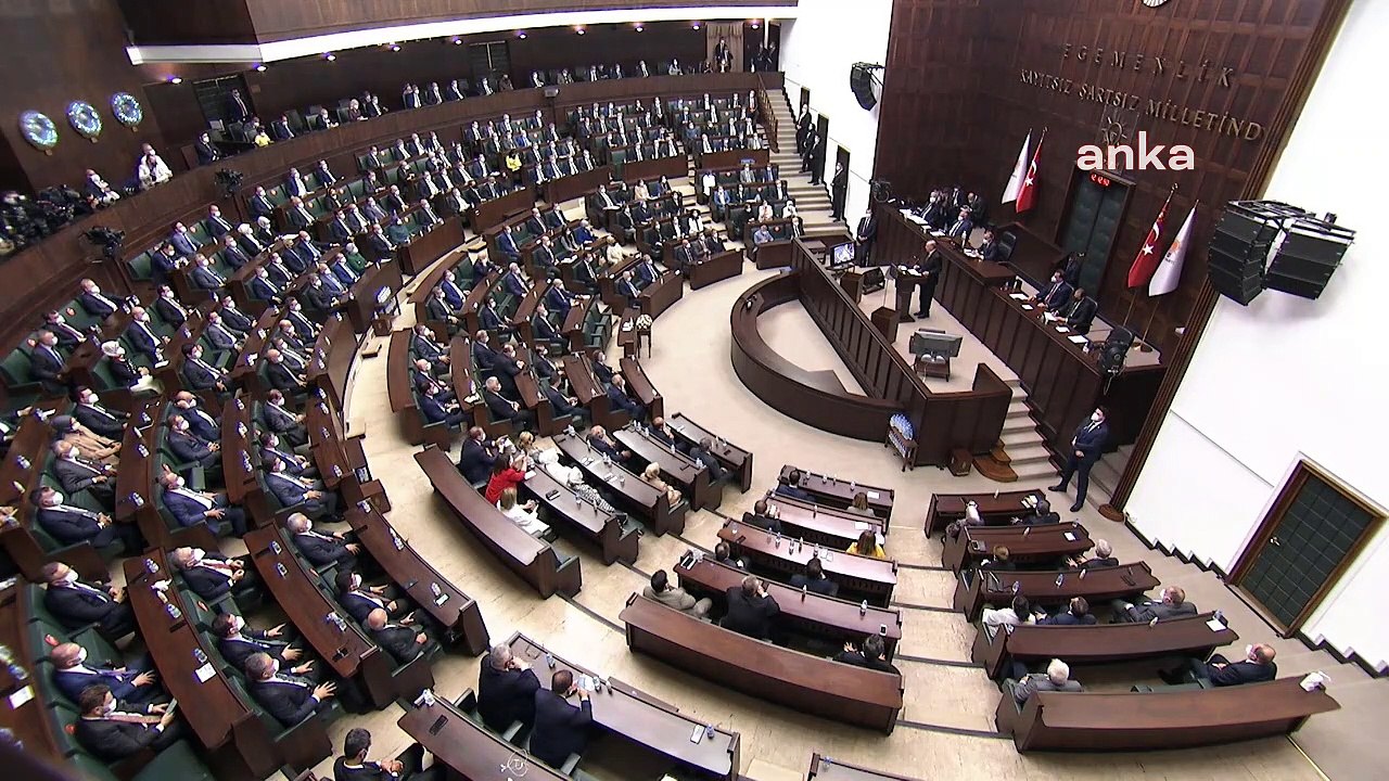 Erdoğan: "Onurlu insanların başvurduğu istifa diye bir müessese vardır"