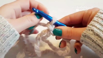 How To Crochet A Magic Ring / Magic Circle
