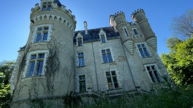 Une nuit au château de Fougeret, la demeure «la plus hantée de France»