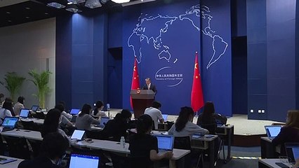 China acusa a EEUU de "delirio paranoico" por ley para contrarrestar peso económico de Pekín