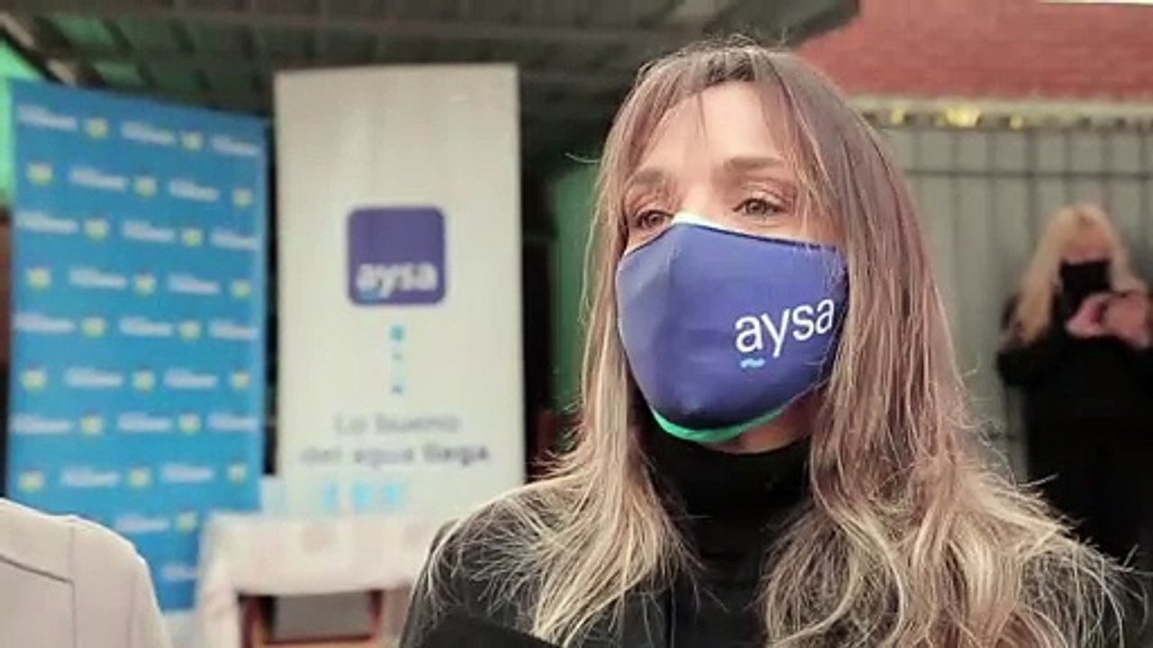 Malena Galmarini y Alberto Descalzo habilitaron una nueva red de agua potable para más de 18.000 vecinos y vecinas de Ituzaingó