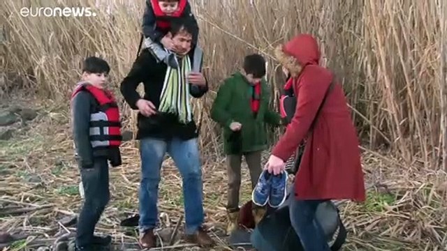 Греция не хочет отвечать за уехавших дальше беженцев