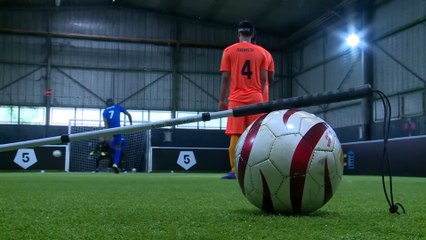 في فرنسا.. فقد البصر ليس عائقا دون احتراف كرة قدم