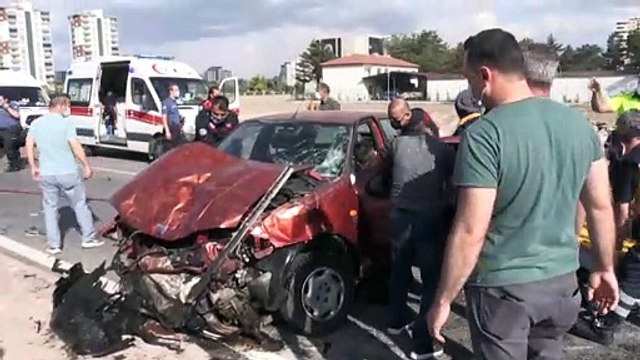 KAYSERİ - Polis aracıyla otomobil çarpıştı: 2'si polis 5 yaralı