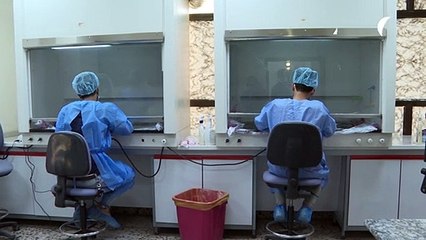 العراق يعمل على تحديد هويات رفات المئات من ضحايا تنظيم الدولة الإسلامية