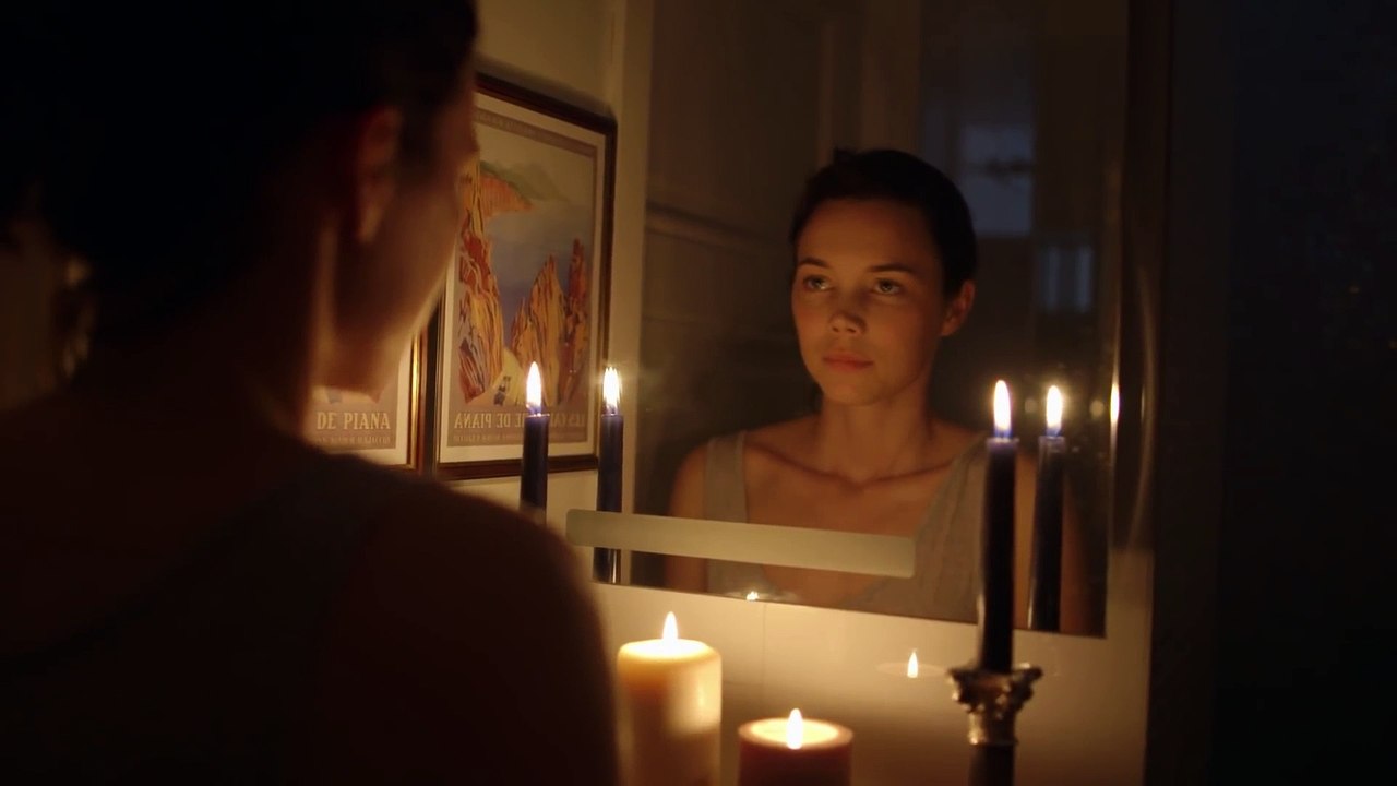 Bloody Mary challnge By Girl(Iris)18+ | See What Happen  | Horror Shorts