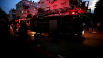 ANTALYA - Balkonunda yangın çıkardığı iddia edilen kişi gözaltına alındı