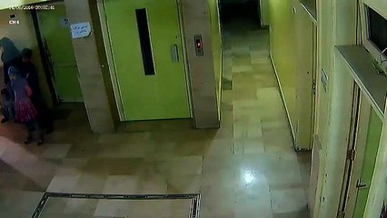 Halep'te hastane Rys uçaklarınca böyle vuruldu