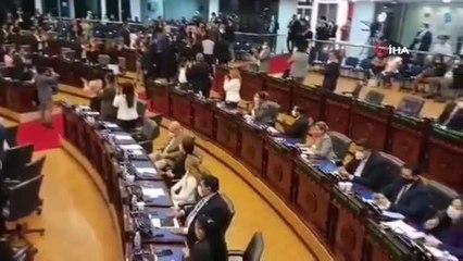 El Salvador'da Bitcoin'in yasal para birimi olarak kullanılmasına onayBitcoin, ilk kez bir ülkenin yasal ödeme aracı oldu