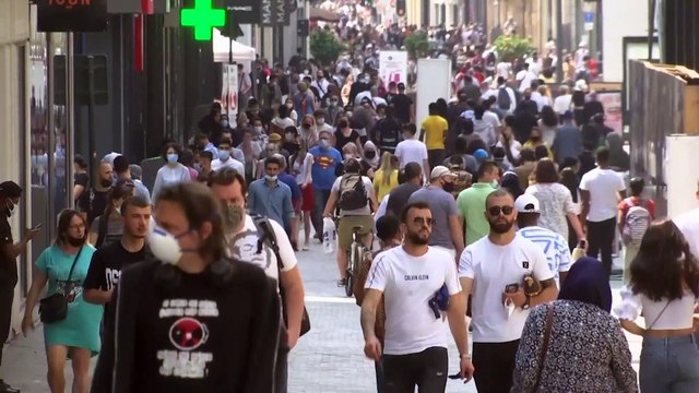 Больше свободы: в странах ЕС продолжают снимать ограничения