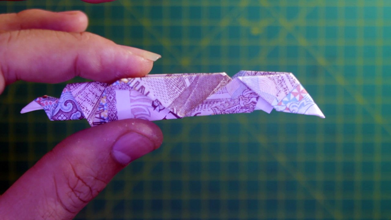 Demo money origami snake Design by Jo Nakashima
