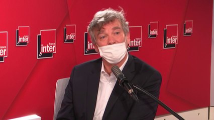 "Comme j'entends peser sur les événements, je suis disponible pour cette perspective d'une candidature unique" (Arnaud Montebourg)