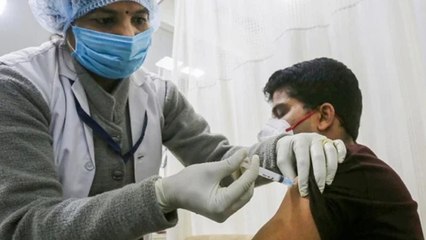 क्या Allergy वाले लोग भी लगवा सकते हैं Corona Vaccine?, जानें Doctors Advice | Boldsky