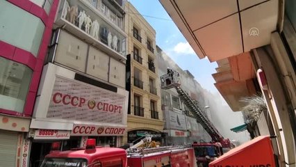 Fatih'teki bir otelin sauna kısmında çıkan yangın söndürüldü