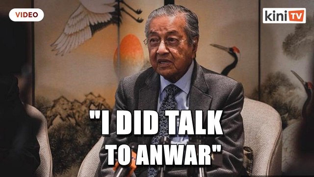 He was unable to suggest solutions to crisis, says Dr M on phone call with Anwar