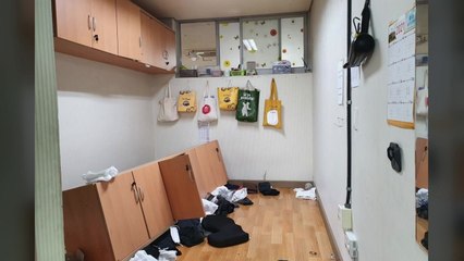 고교 급식실 휴게실 벽에서 옷장 떨어져...조리사 하반신 마비 / YTN