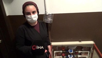 Sultangazi'de bulunan bir apartmanın su saatleri çalındı